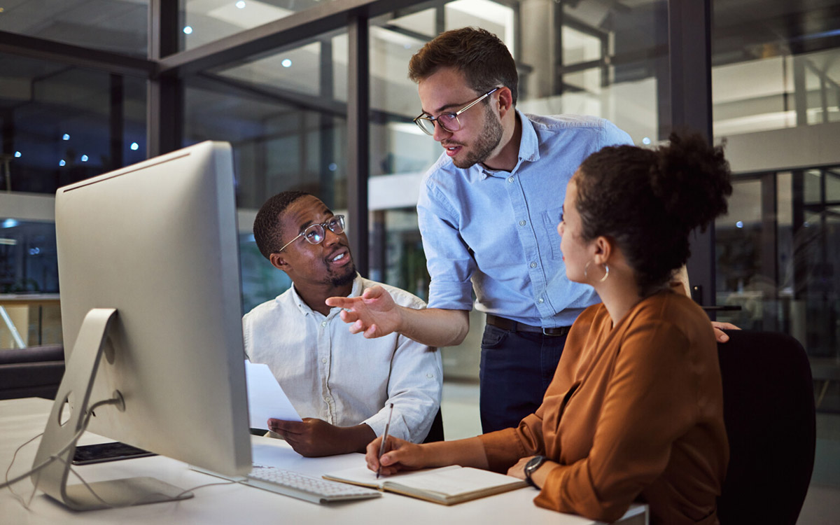 Colleagues working together