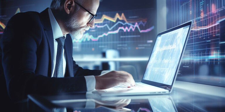 guy-monitoring-and-analysing-the-vast-amount of network traffic