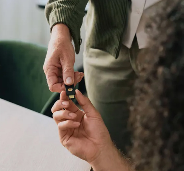 NFC YubiKey Tablet Authentication Process Security Device